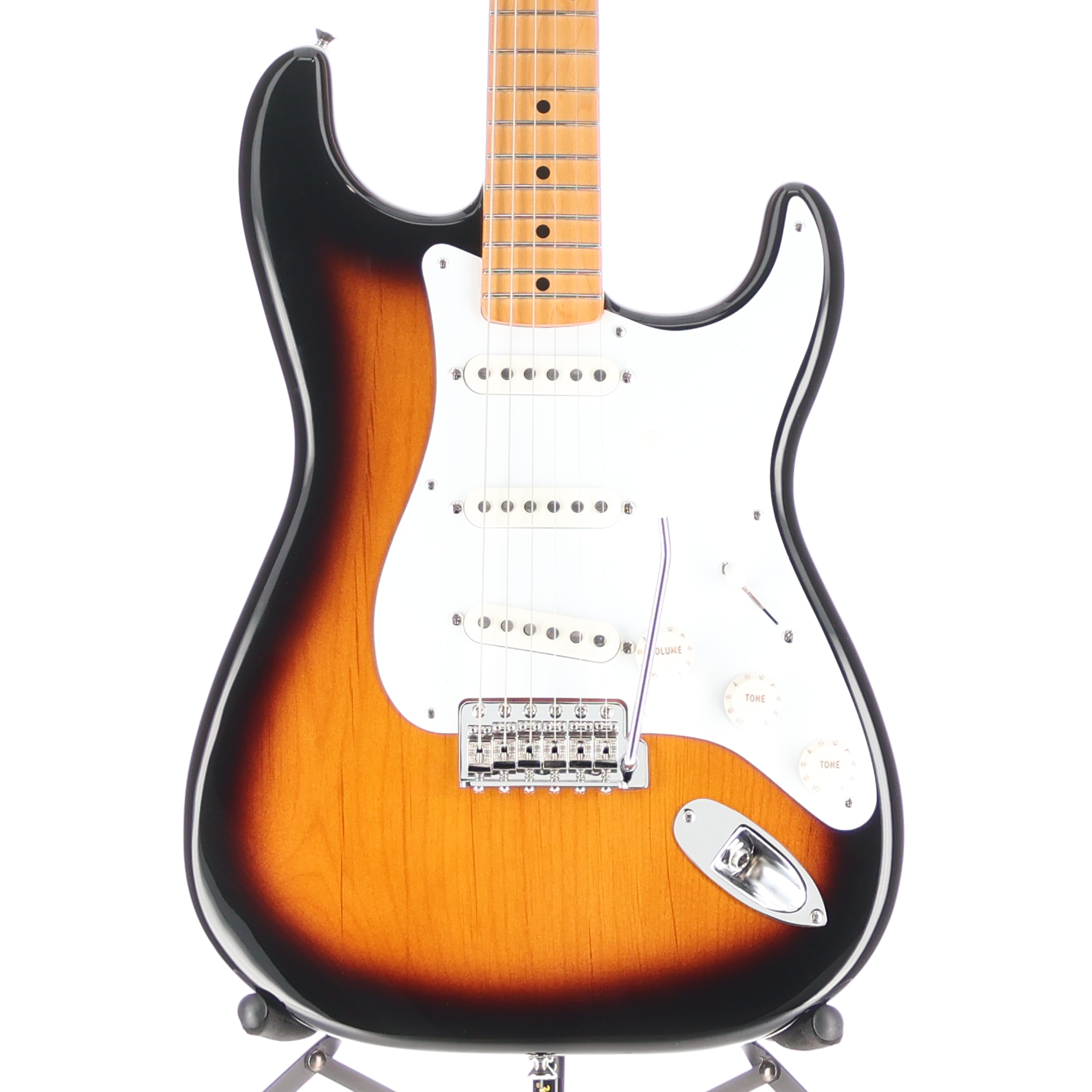 Fender Vintera II '50s Stratocaster, Maple Fingerboard, 2-Color Sunburst (A2) (90064)