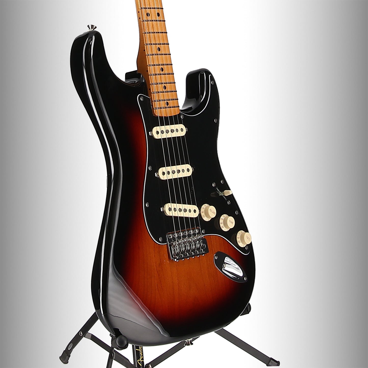Fender Vintera II '70s Stratocaster, Maple Fingerboard, 3-Color Sunburst (G5) (32609)