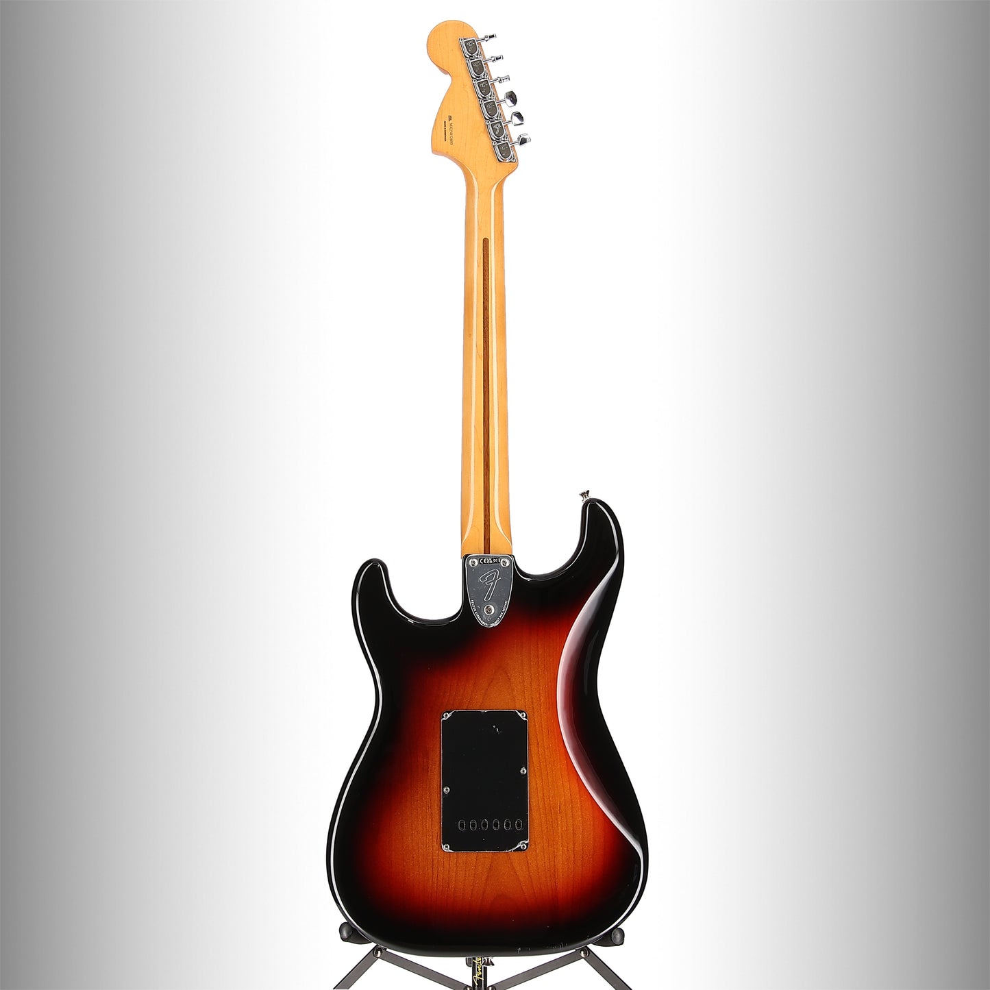 Fender Vintera II '70s Stratocaster, Maple Fingerboard, 3-Color Sunburst (G5) (32609)