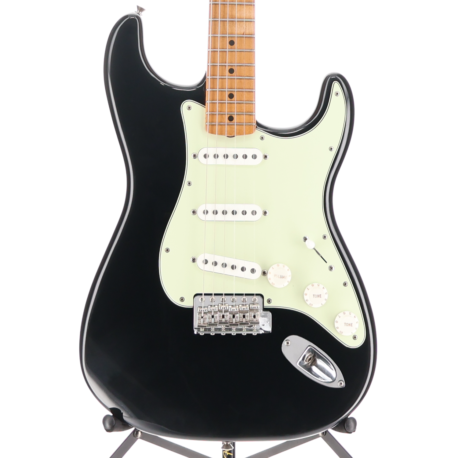 Fender Vintera® II Road Worn® '60s Stratocaster®, Maple Fingerboard, Black (B9) (94921)