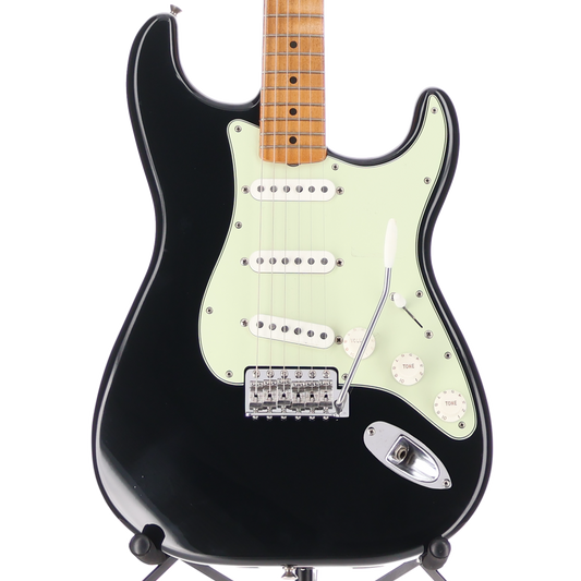 Fender Vintera® II Road Worn® '60s Stratocaster® Maple Fingerboard Black (C13) (85258)