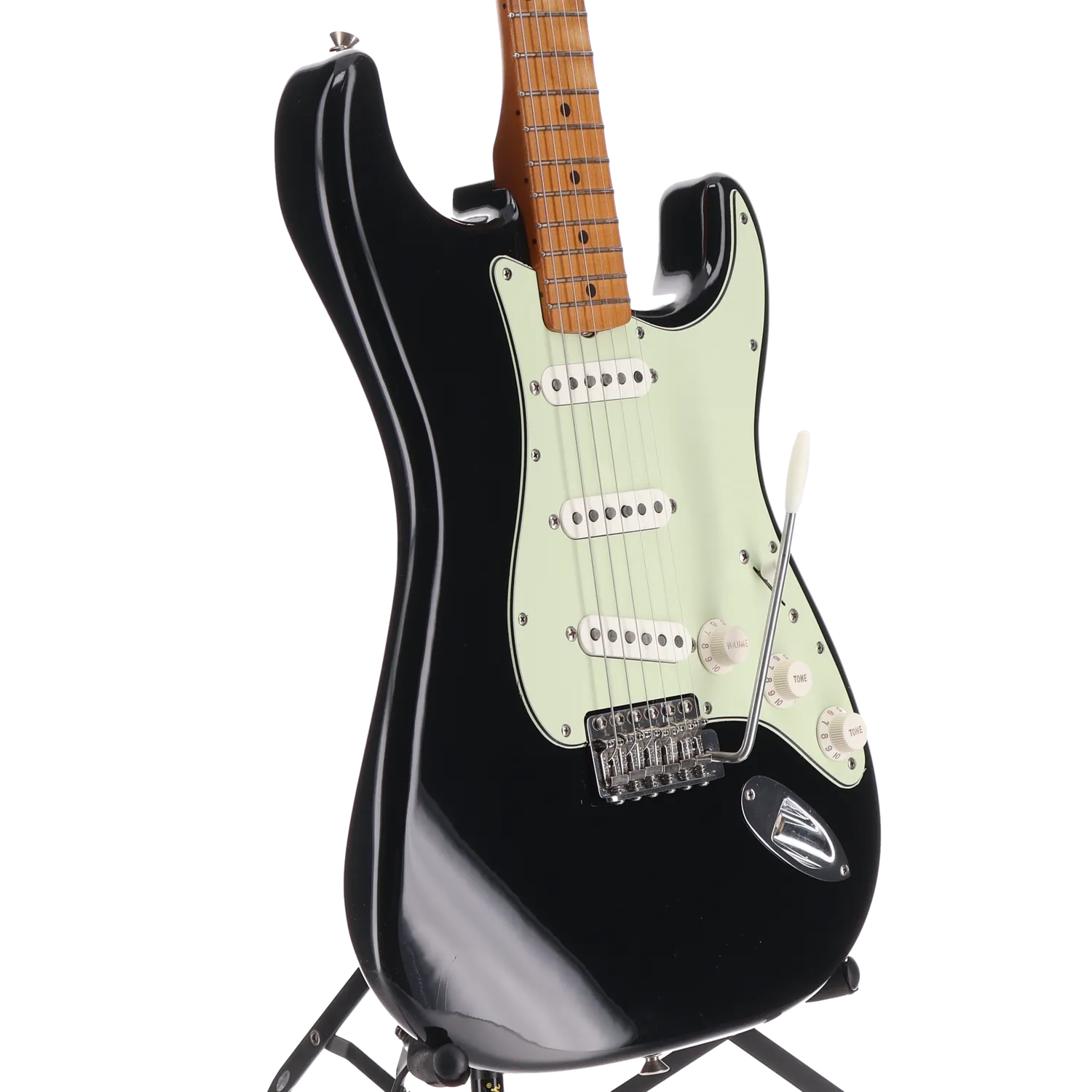 Fender Vintera® II Road Worn® '60s Stratocaster®, Maple Fingerboard, Black (H5) (67105)