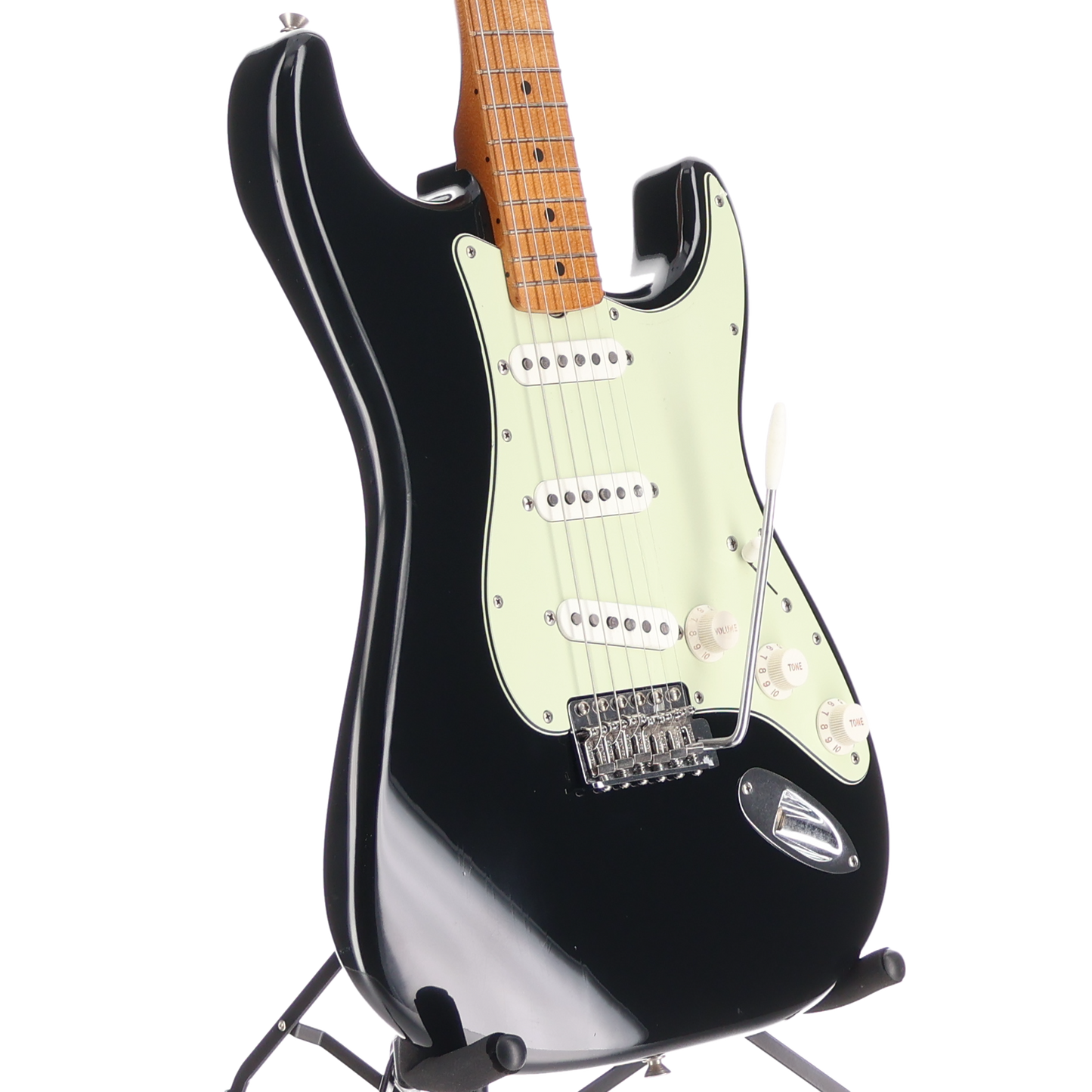 Fender Vintera® II Road Worn® '60s Stratocaster®, Maple Fingerboard, Black (M3) (95825)