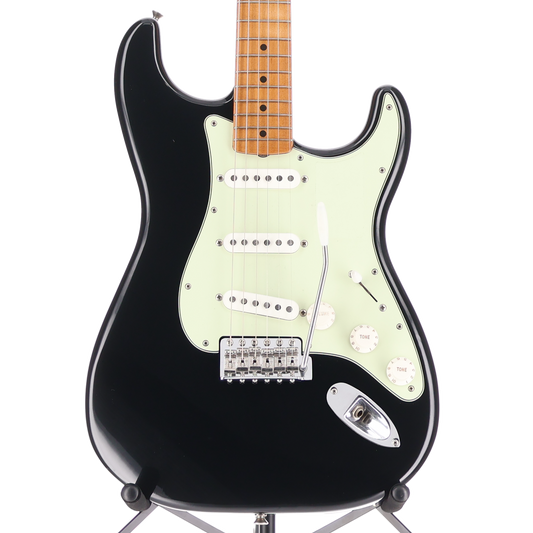 Fender Vintera® II Road Worn® '60s Stratocaster® Maple Fingerboard Black (O13) (96391)