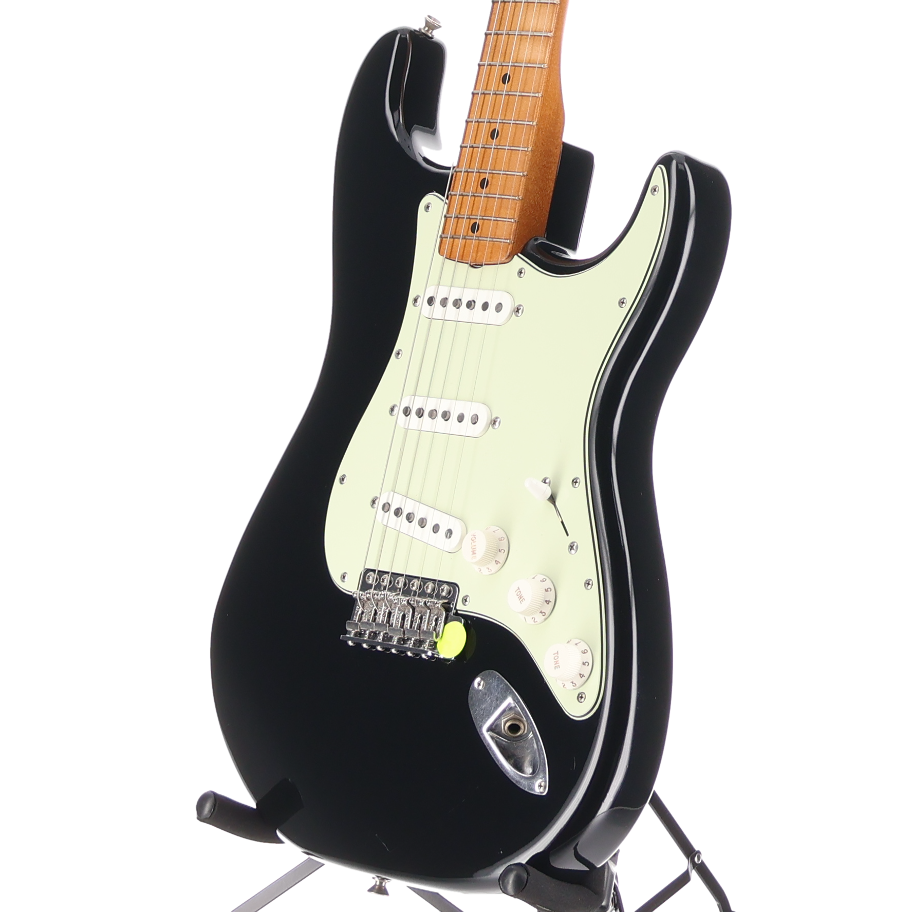 Fender Vintera II Road Worn '60s Stratocaster, Maple Fingerboard, Black (RP) (82306)
