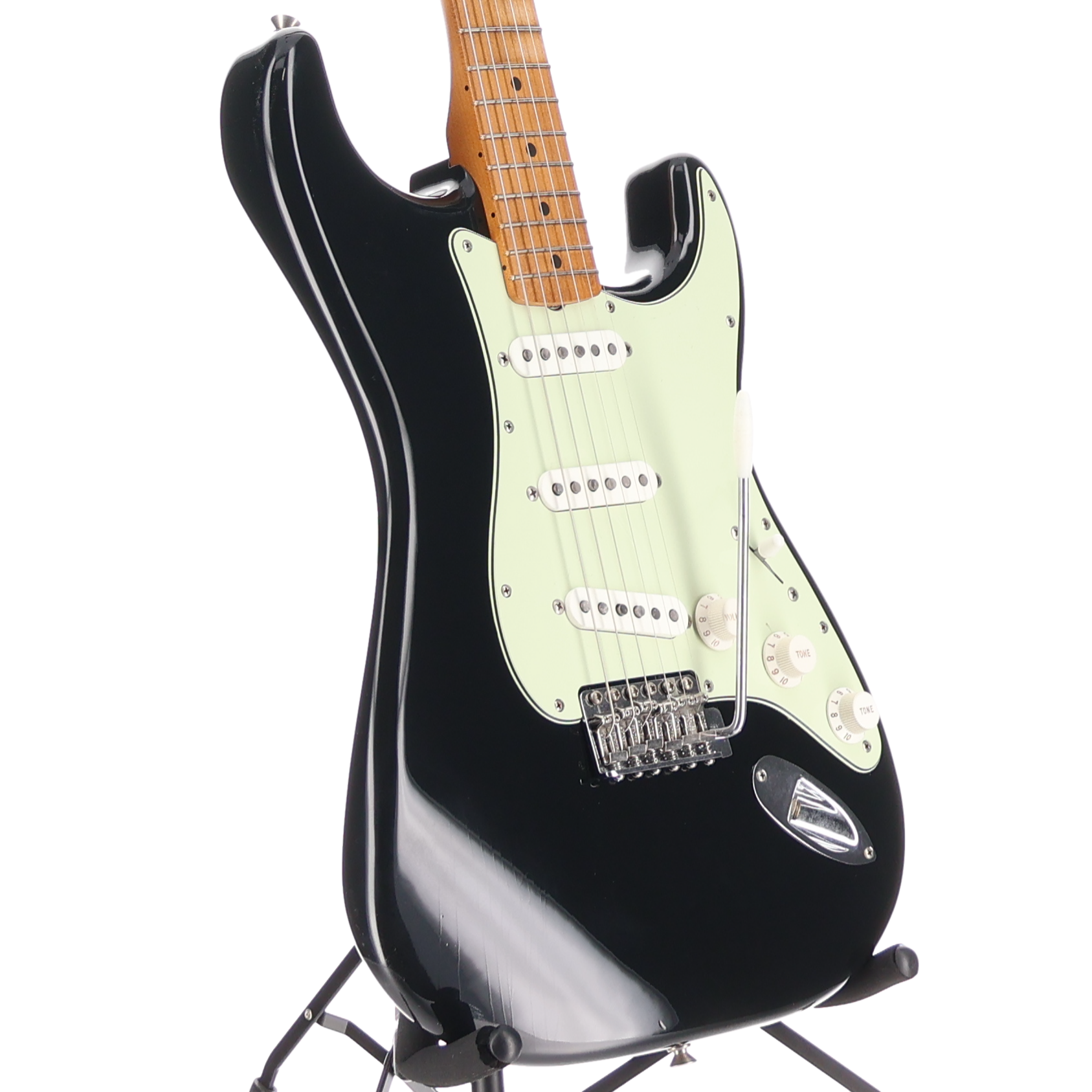 Fender Vintera® II Road Worn® '60s Stratocaster® Maple Fingerboard Black (S8) (95164)
