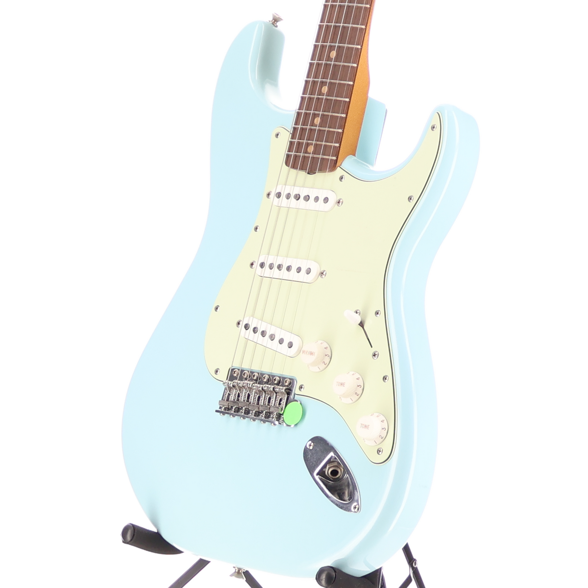 Fender Vintera® II Road Worn® '60s Stratocaster®, Rosewood Fingerboard, Sonic Blue (C8) (14201)