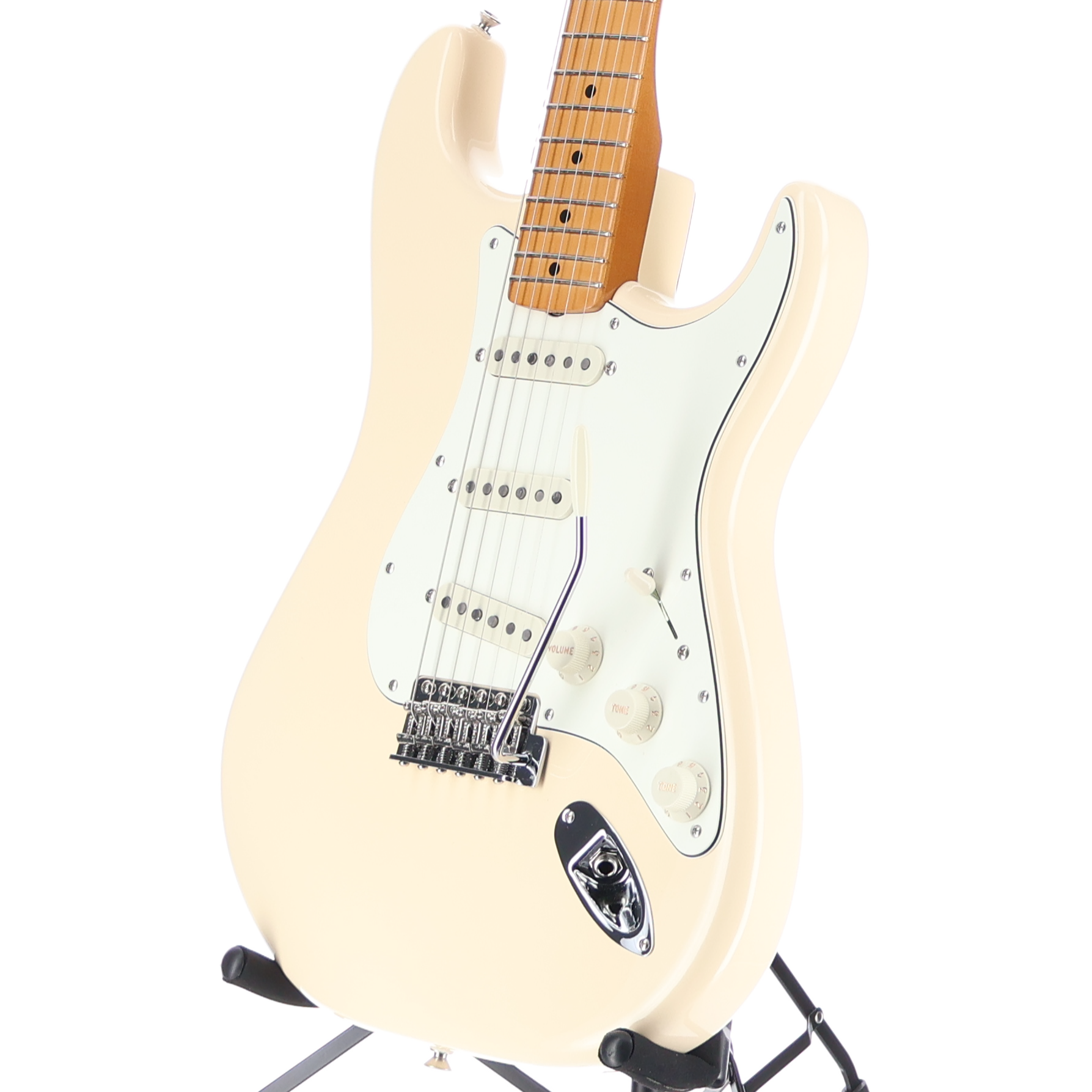 Fender Vintera III Late '60s Stratocaster, Maple Fingerboard, Olympic White (I10) (35745)