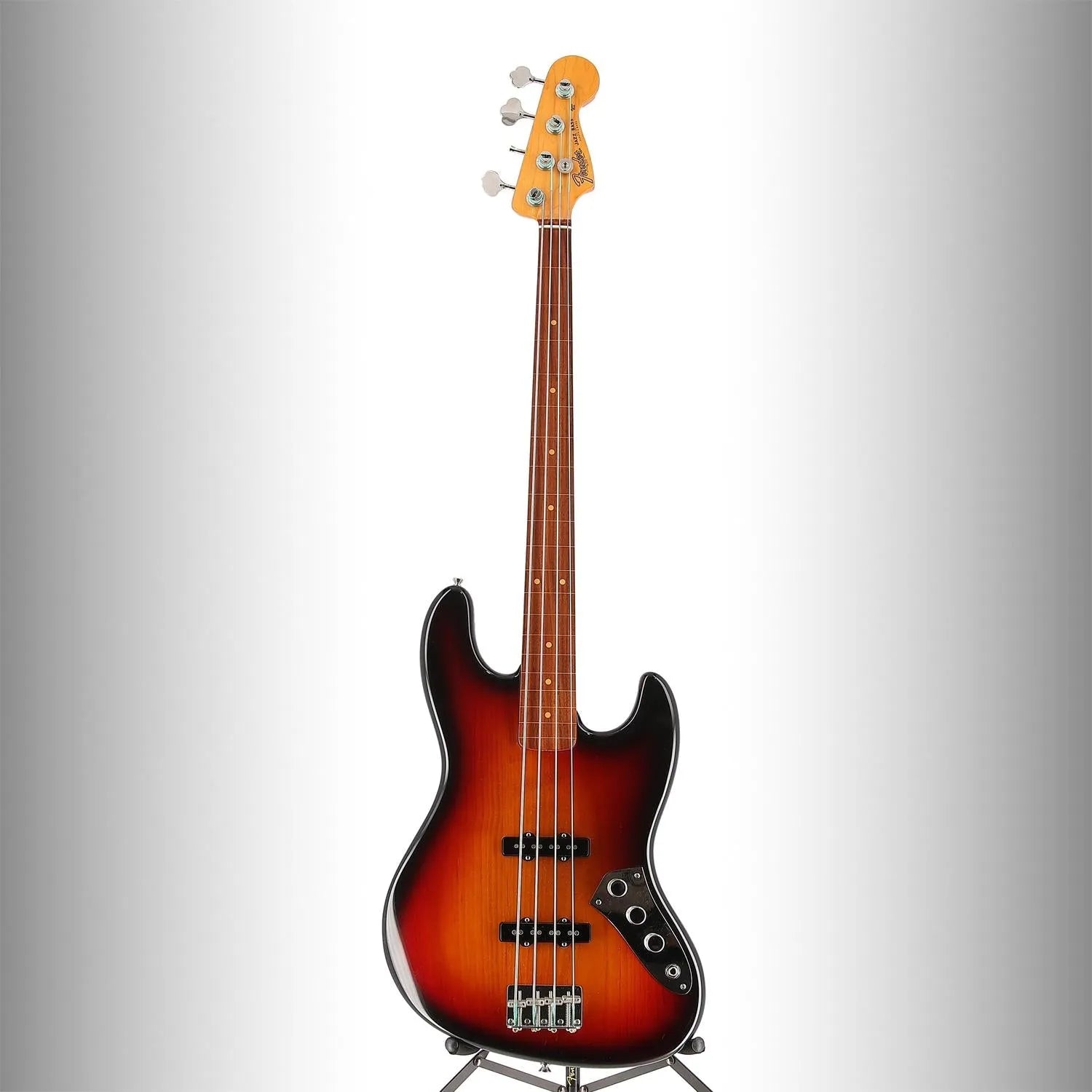 Jaco Pastorius Jazz Bass, Fretless, Pau Ferro Fingerboard, 3-Color Sunburst (RC1) (03569)