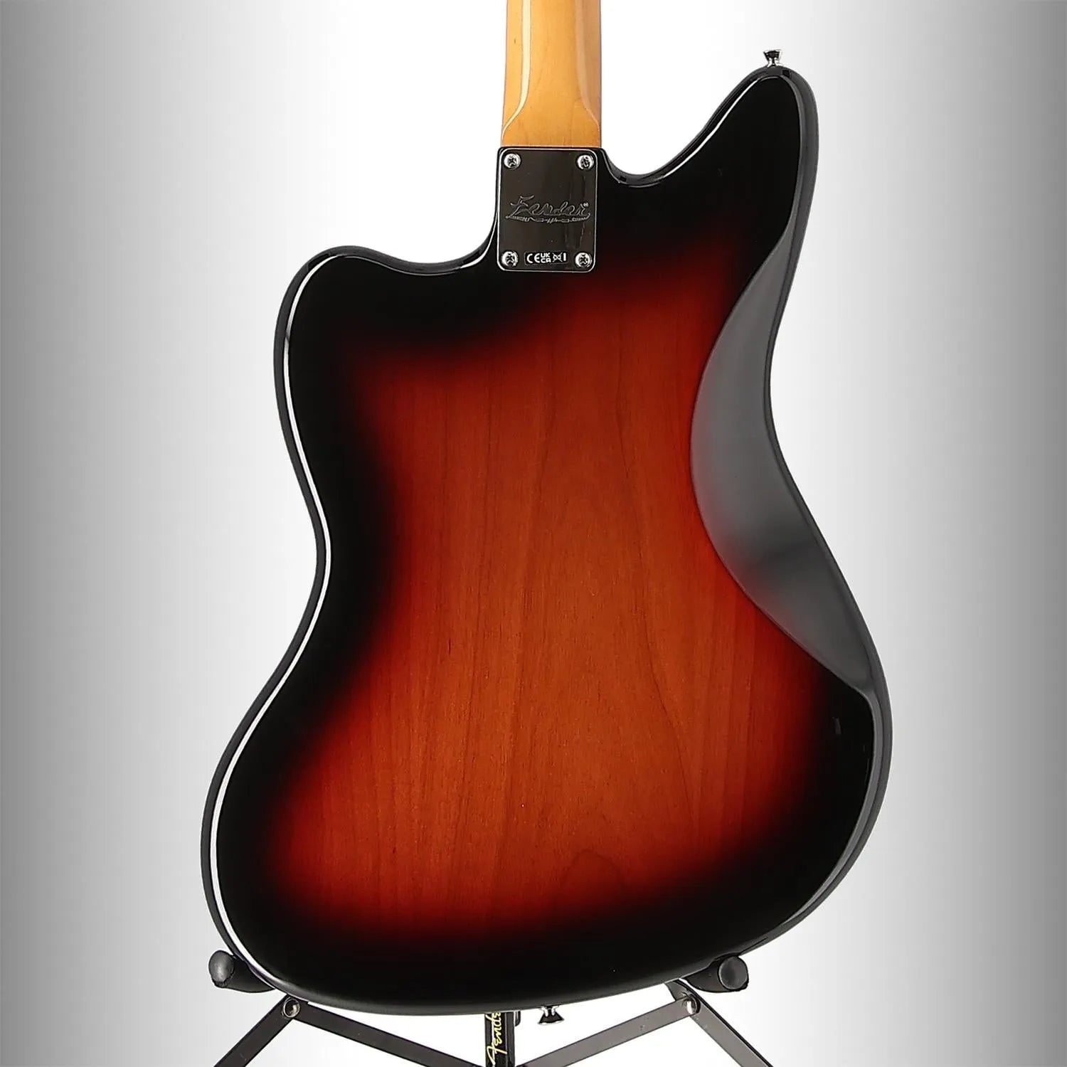 Kurt Cobain Jaguar, Rosewood Fingerboard, 3-Color Sunburst (Z12) (46355)