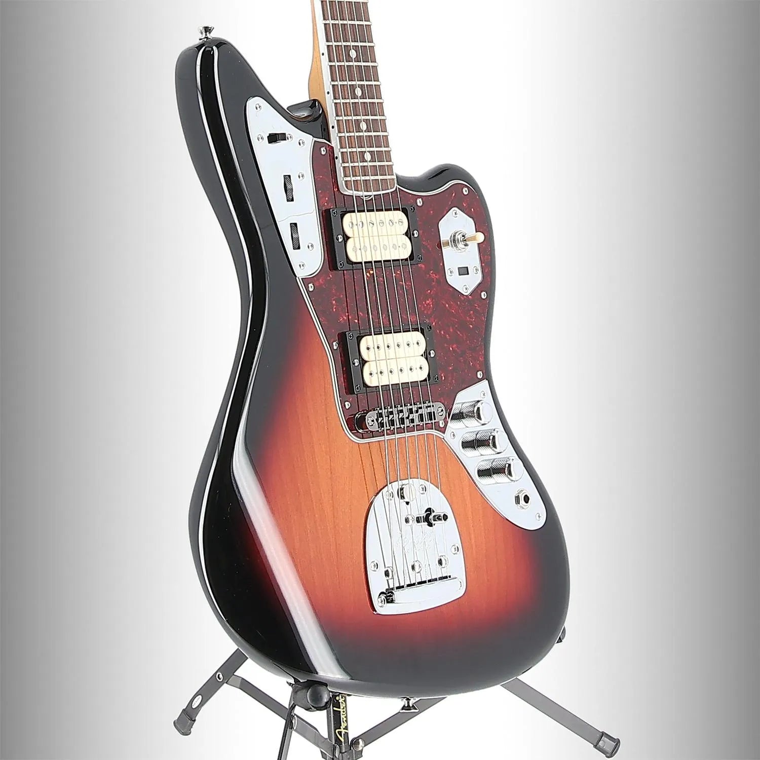 Kurt Cobain Jaguar, Rosewood Fingerboard, 3-Color Sunburst (Z12) (46355)
