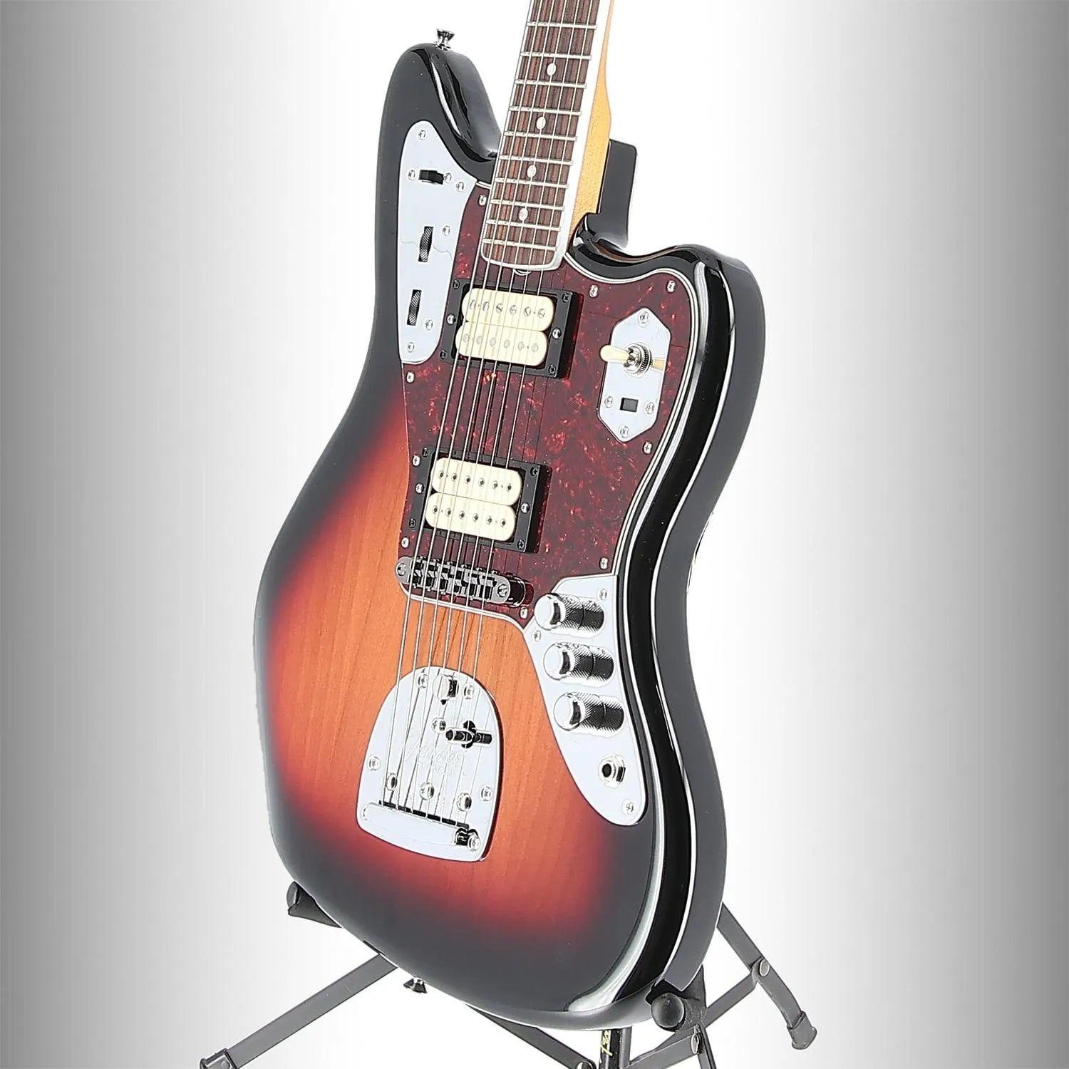 Kurt Cobain Jaguar, Rosewood Fingerboard, 3-Color Sunburst (Z12) (46355)