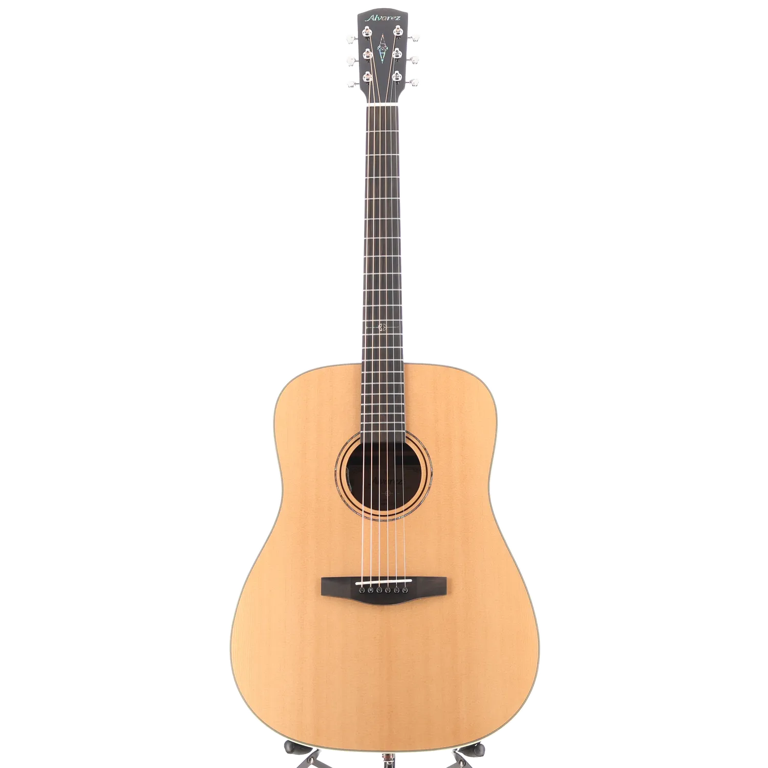 Laureate 70 Dreadnought A/E with AAAA Spruce Top, Rosewood Back and Sides, Mahogany Neck, and Ebony Fingerboard - Natural (RC2) (09017)