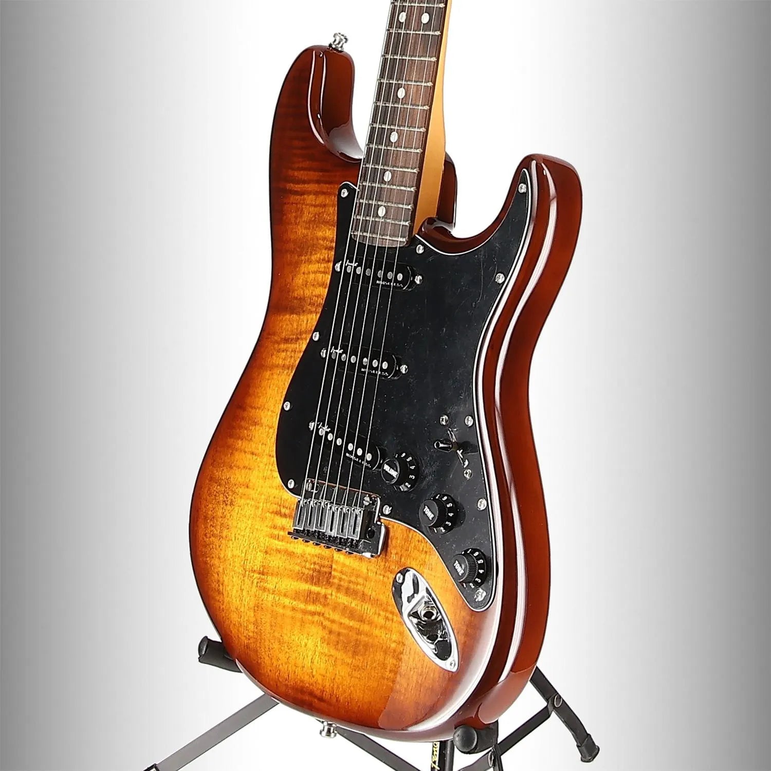 Limited Edition American Ultra Stratocaster, Ebony Fingerboard, Tiger Eye (GG2) (61981)