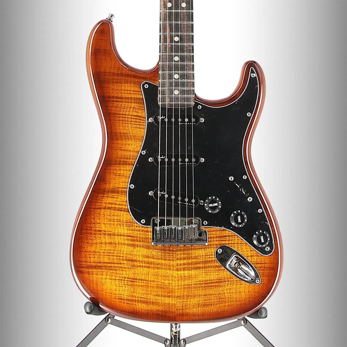 Limited Edition American Ultra Stratocaster, Ebony Fingerboard, Tiger Eye (OB6) (65624)