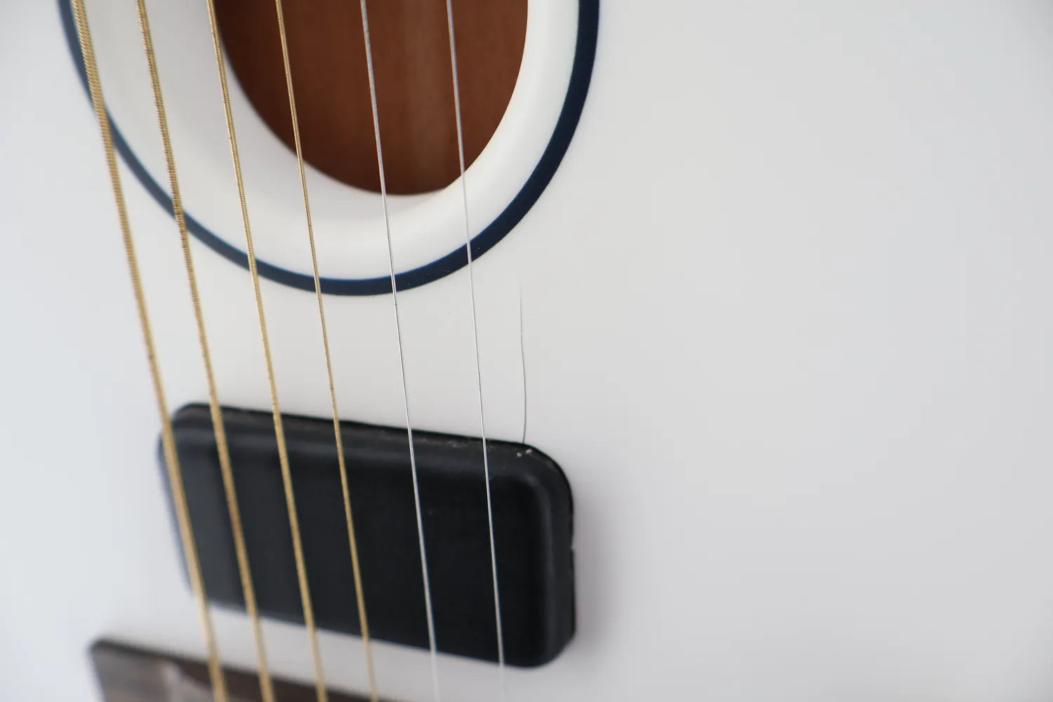 Limited Edition FINNEAS American Acoustasonic Telecaster, Ebony Fingerboard, Satin Arctic White (2588A)