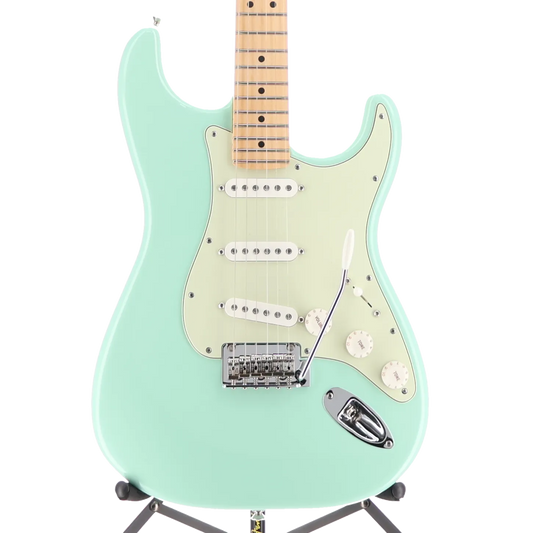 Limited Edition Player Stratocaster, Maple Fingerboard, Surf Green (SR) (10969)