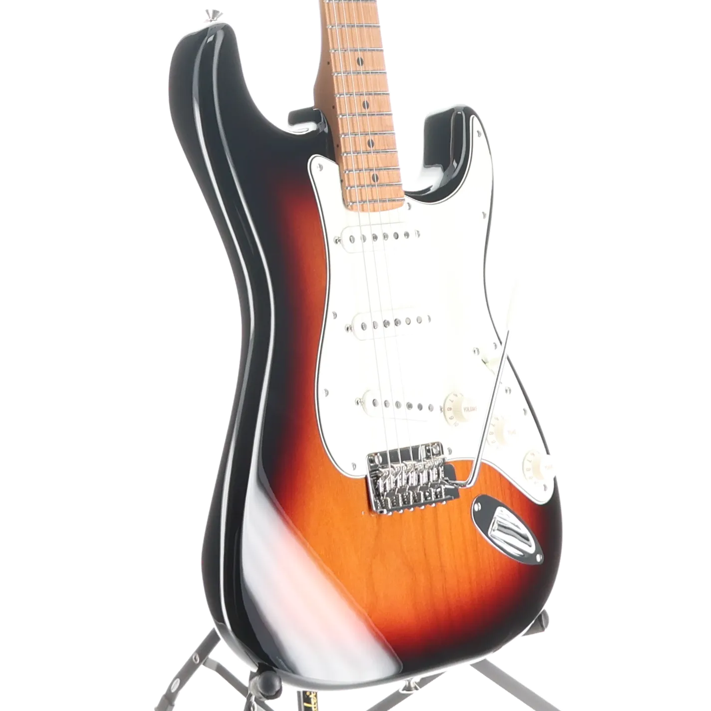 Limited Edition Player Stratocaster with Roasted Maple Neck, Maple Fingerboard, 3-Color Sunburst (SR) (23897)