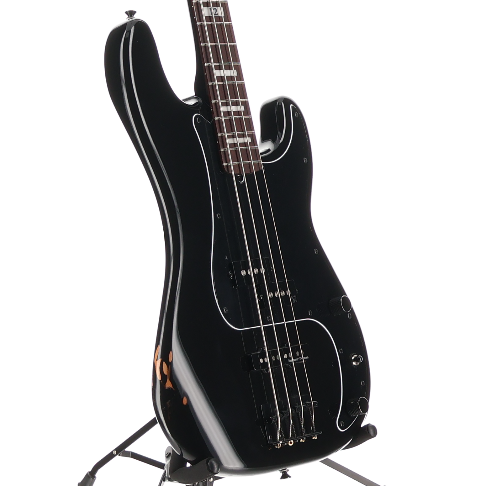Fender Duff McKagan Deluxe Precision Bass, Rosewood Fingerboard, Black (P1) (00304)