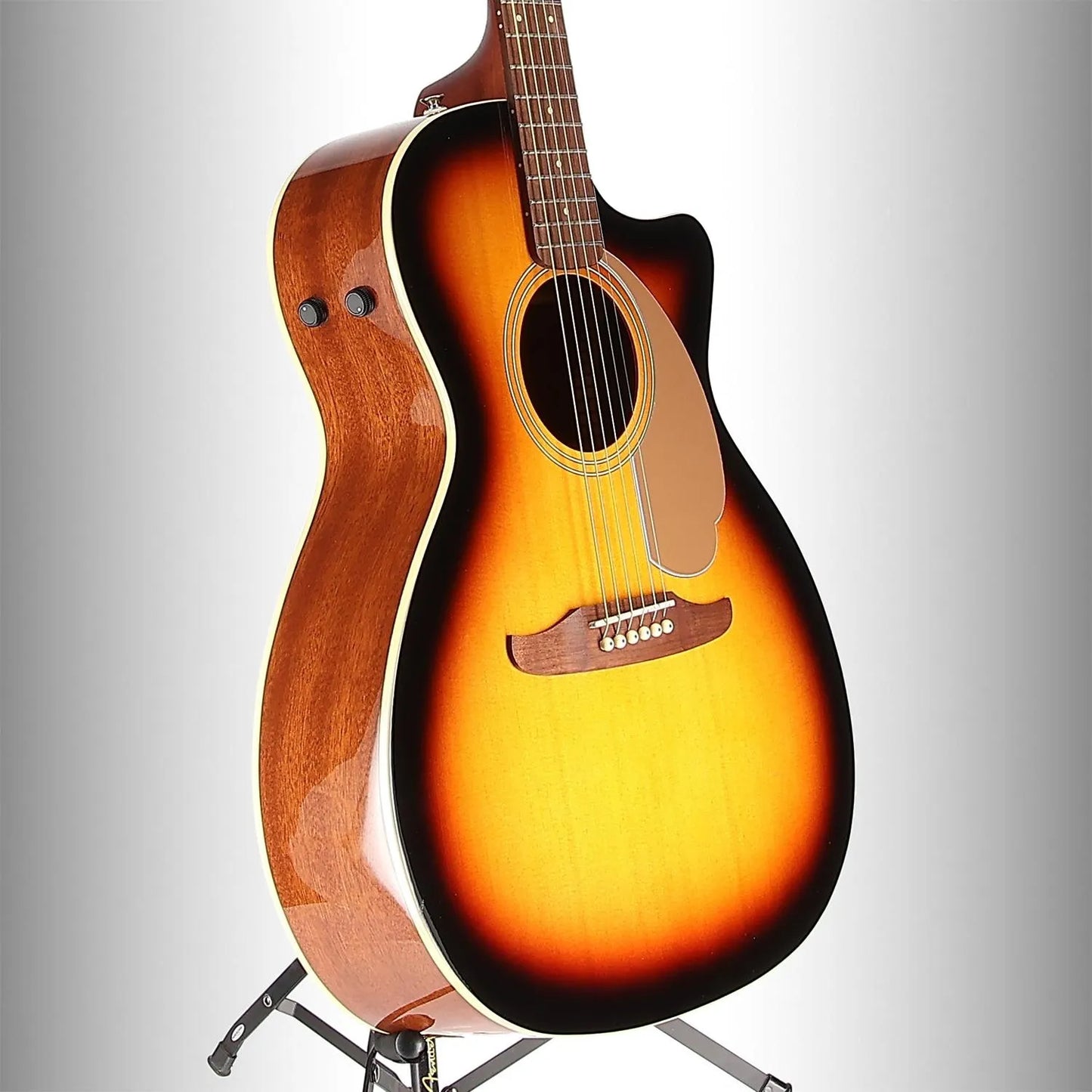 Newporter Player, Walnut Fingerboard, Gold Pickguard, Sunburst (X12) (19798)