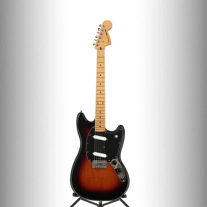 Player II Mustang, Maple Fingerboard, 3-Color Sunburst (SR) (38431)
