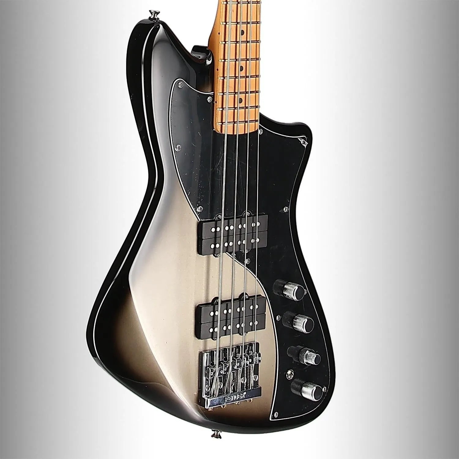 Player Plus Active Meteora Bass, Maple Fingerboard, Silverburst (A9) (39933)