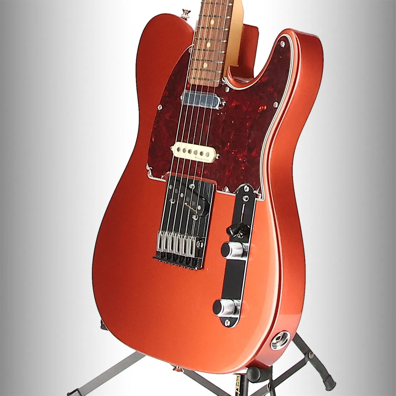 Player Plus Nashville Telecaster, Pau Ferro Fingerboard, Aged Candy Apple Red (OC8) (73120)