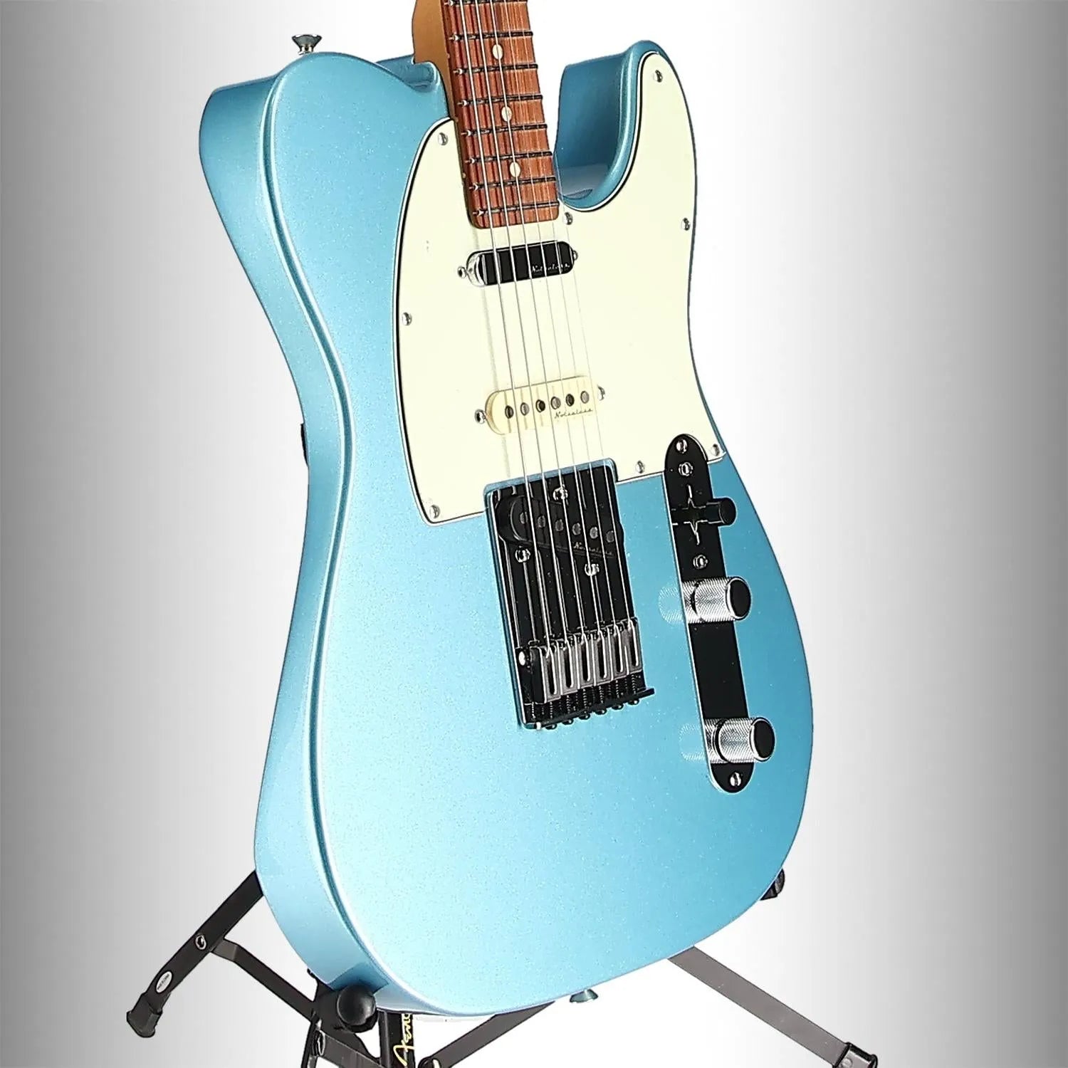 Player Plus Nashville Telecaster, Pau Ferro Fingerboard, Opal Spark (S4) (39064)