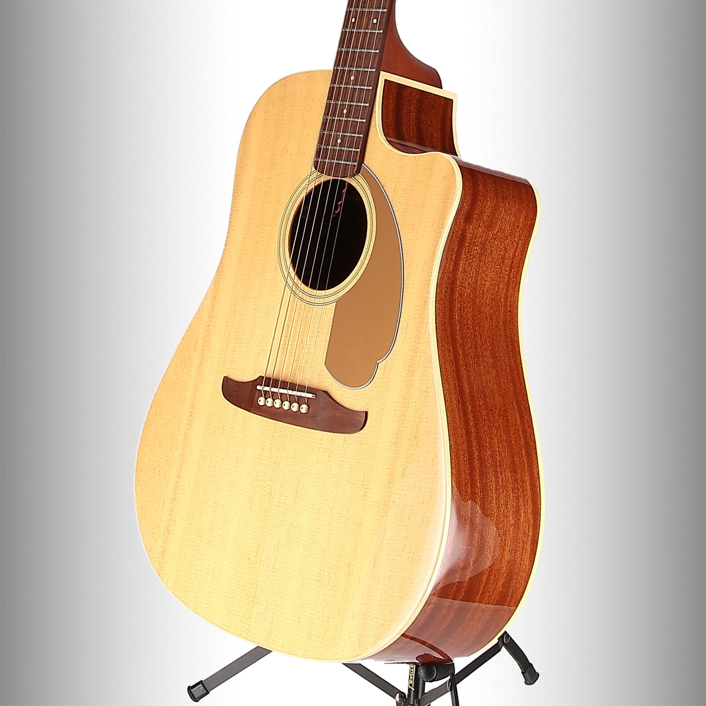 Redondo Player, Walnut Fingerboard, Gold Pickguard, Natural (I4) (12291)