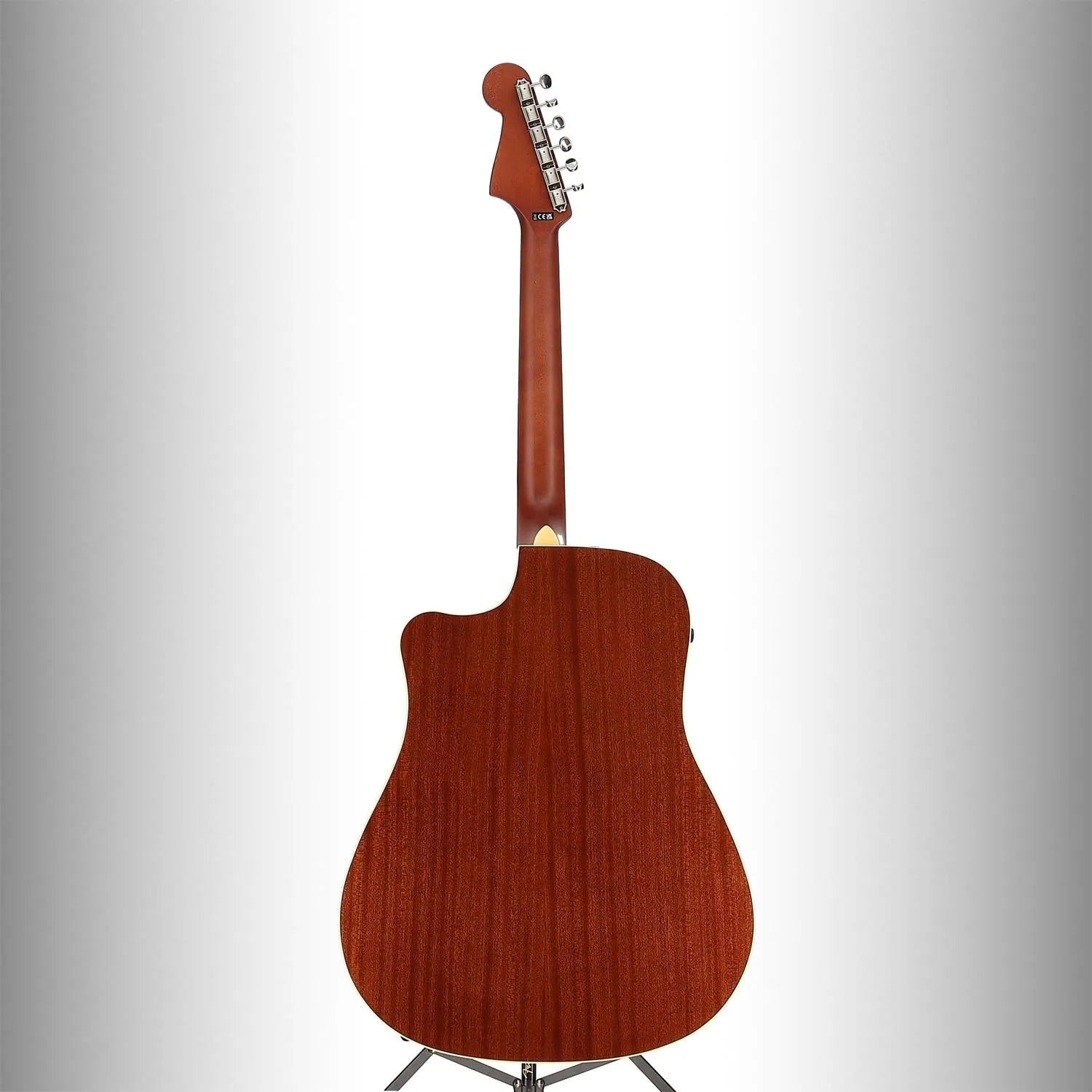 Redondo Player, Walnut Fingerboard, Gold Pickguard, Natural (I4) (12291)