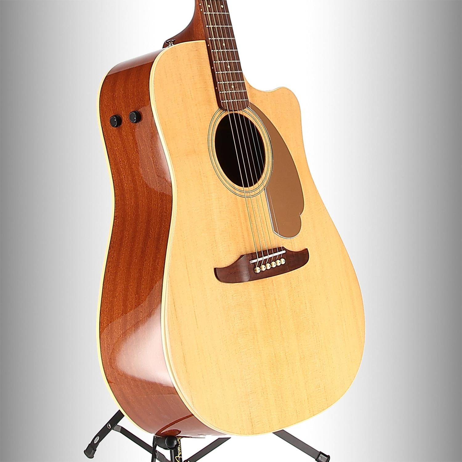 Redondo Player, Walnut Fingerboard, Gold Pickguard, Natural (Q5) (07957)