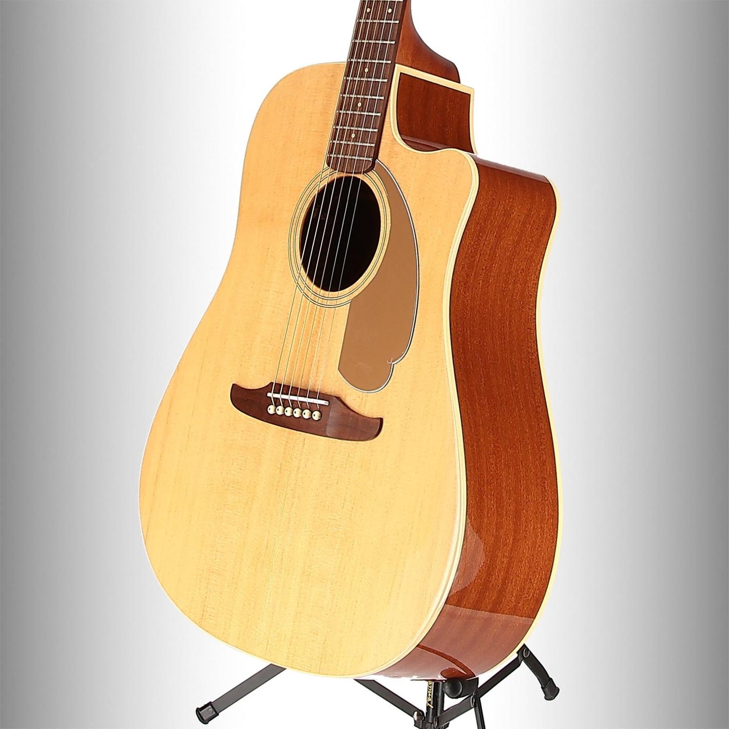 Redondo Player, Walnut Fingerboard, Gold Pickguard, Natural (Q5) (07957)