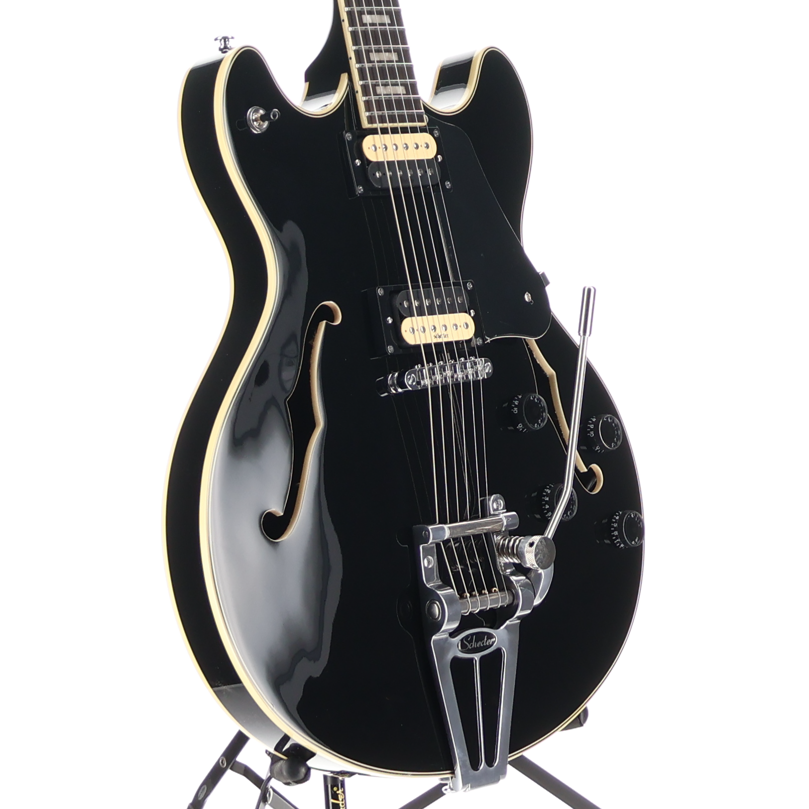 Schecter Corsair Gloss Black, Ebony Fretboard, Plays Great (Y5) (39004)