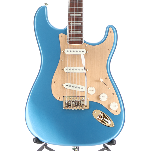Squier 40th Anniversary Stratocaster, Gold Edition, Laurel Fingerboard, Gold Anodized Pickguard, Lake Placid Blue (Z2) (04772)
