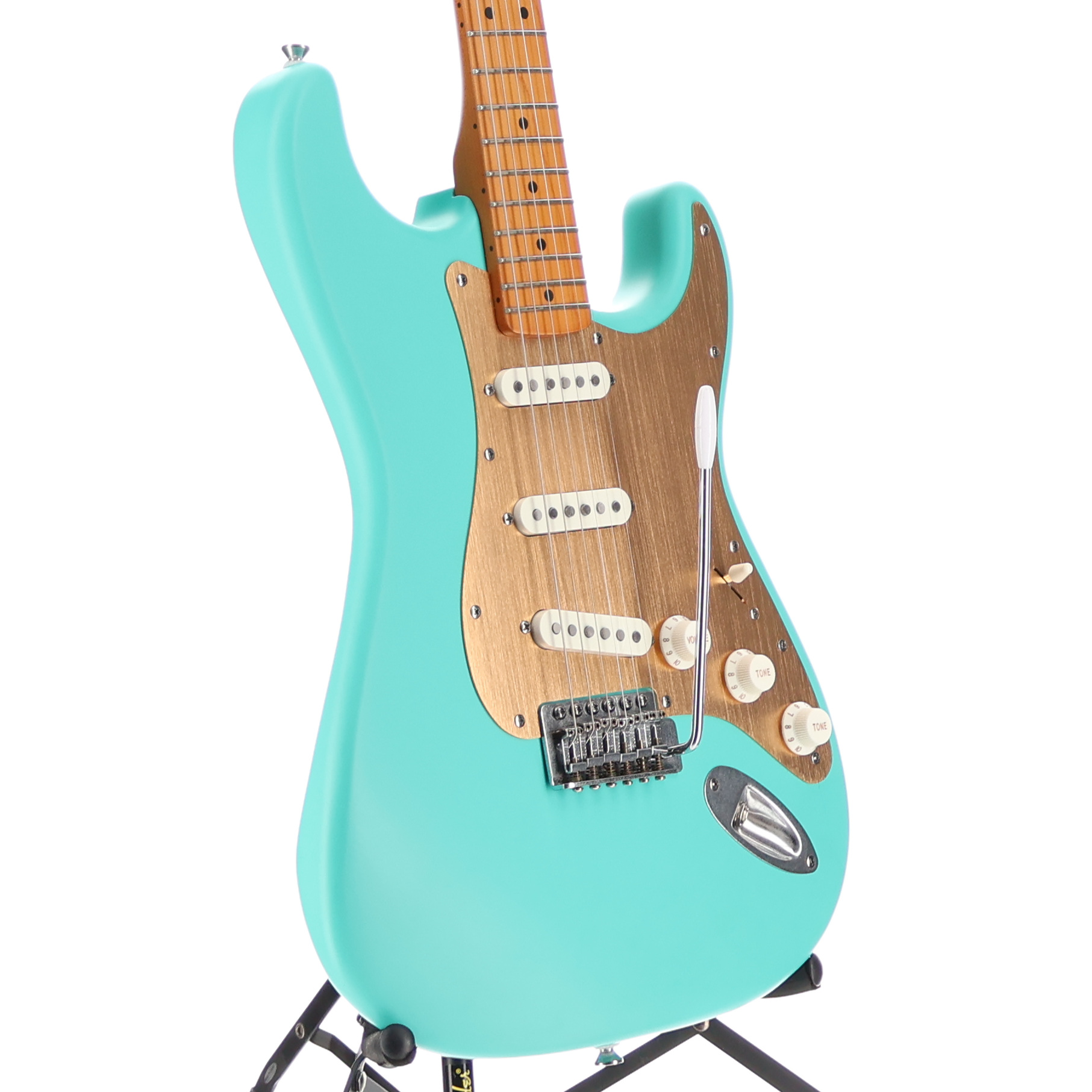 Squier 40th Anniversary Stratocaster, Vintage Edition, Maple Fingerboard, Gold Anodized Pickguard, Satin Sea Foam Green (Y1) (02797)