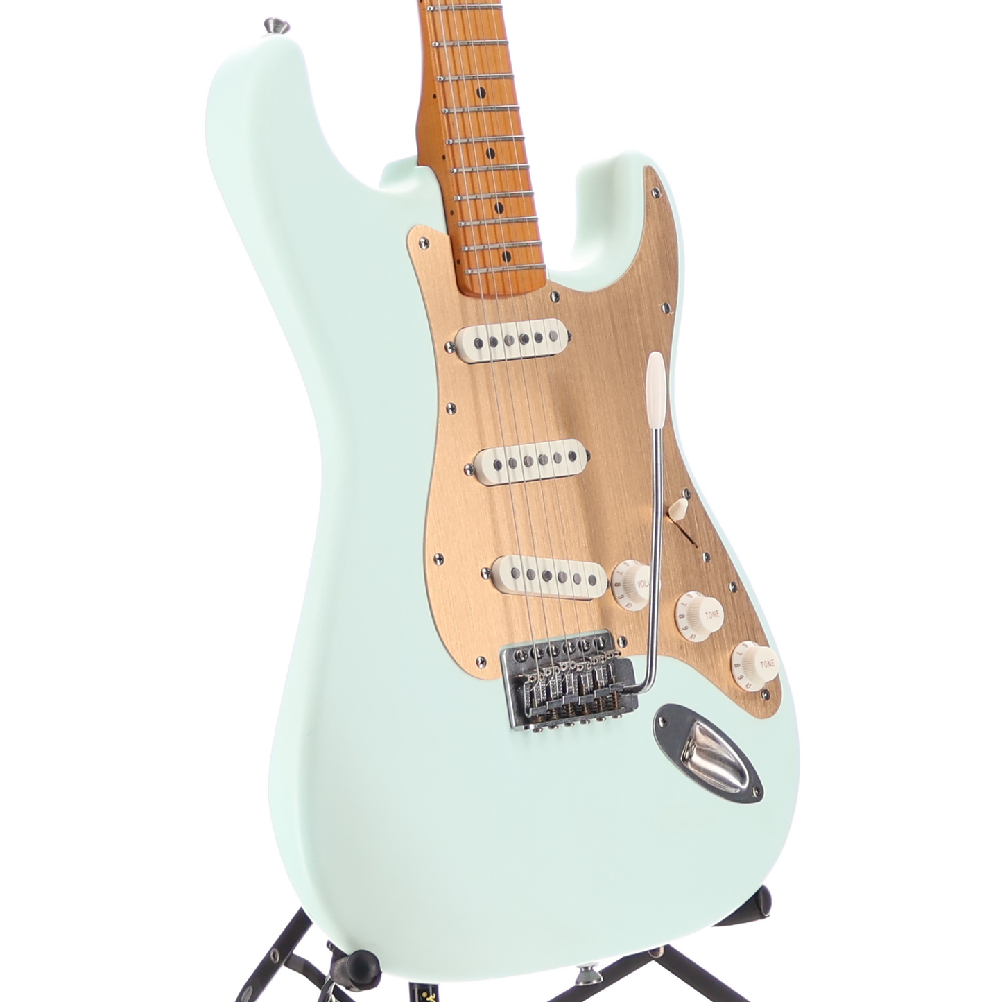 Squier 40th Anniversary Stratocaster, Vintage Edition, Maple Fingerboard, Gold Anodized Pickguard, Satin Sonic Blue (SR) (06328)