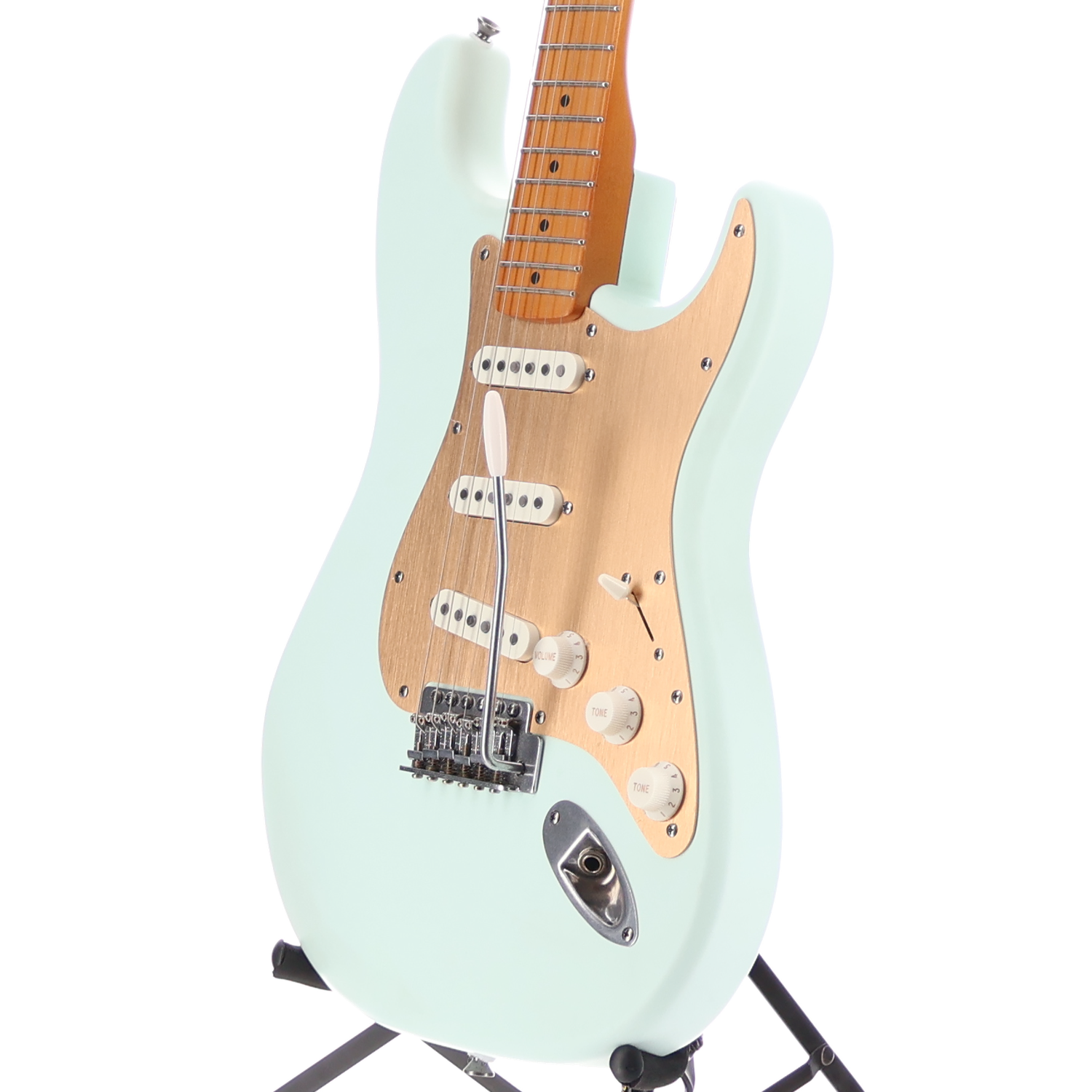 Squier 40th Anniversary Stratocaster, Vintage Edition, Maple Fingerboard, Gold Anodized Pickguard, Satin Sonic Blue (SR) (06328)