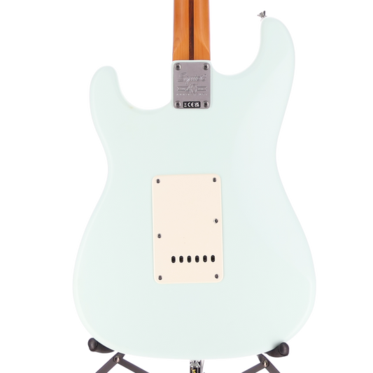 Squier 40th Anniversary Stratocaster, Vintage Edition, Maple Fingerboard, Gold Anodized Pickguard, Satin Sonic Blue (U3) (11548)