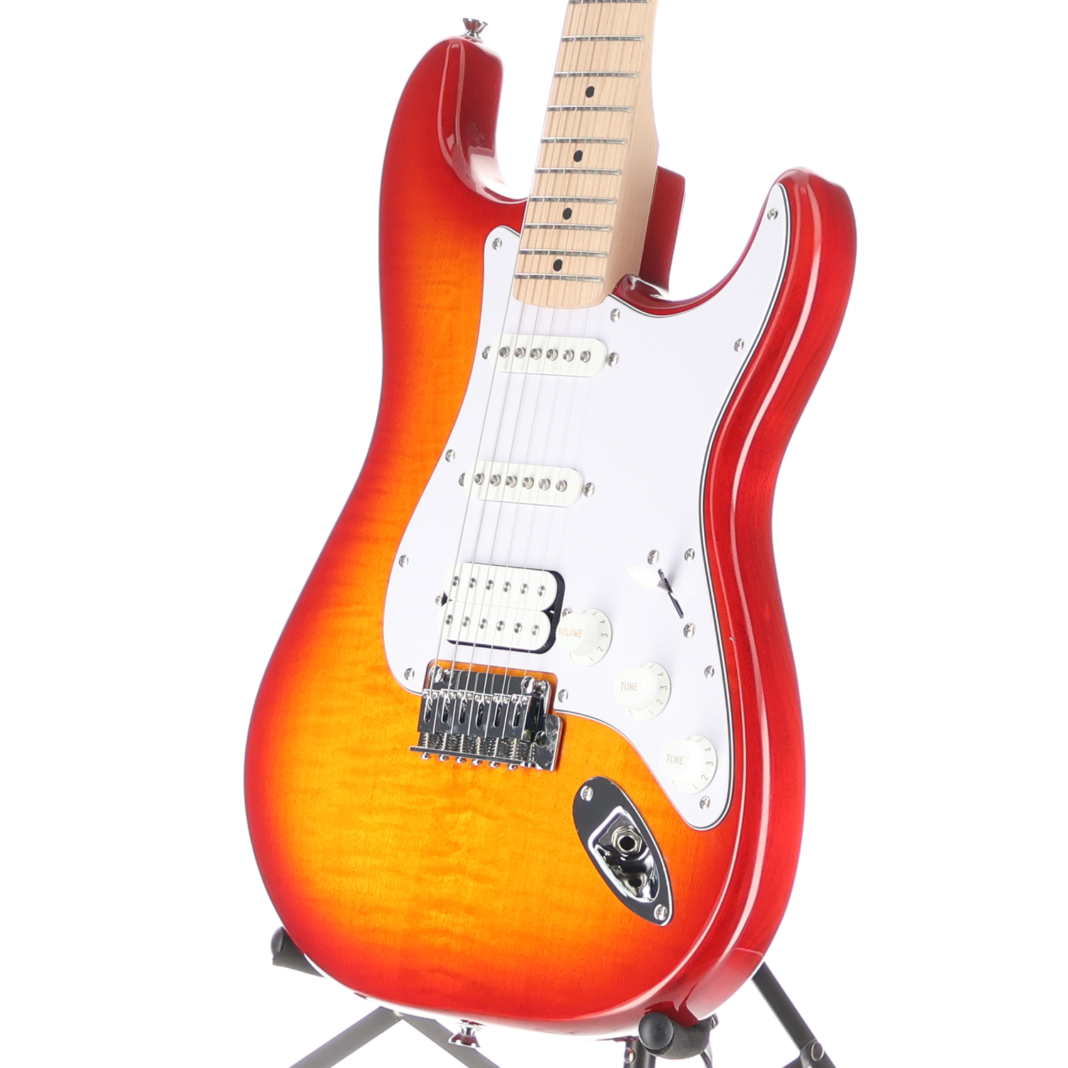 Squier Affinity Series Stratocaster FMT HSS, Maple Fingerboard, White Pickguard, Sienna Sunburst (RP) (52547)