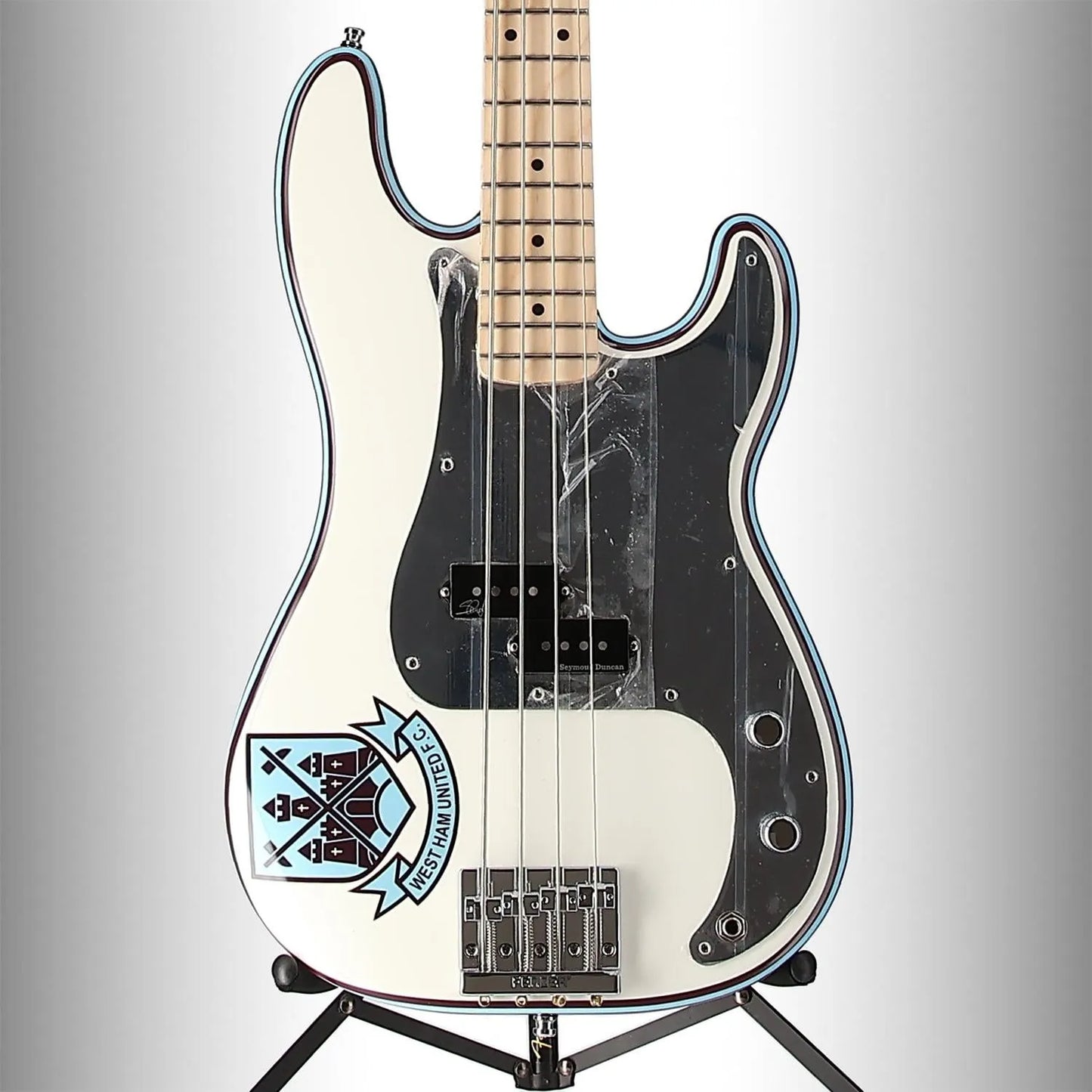Steve Harris Precision Bass, Maple Fingerboard, Olympic White (L11) (75461)