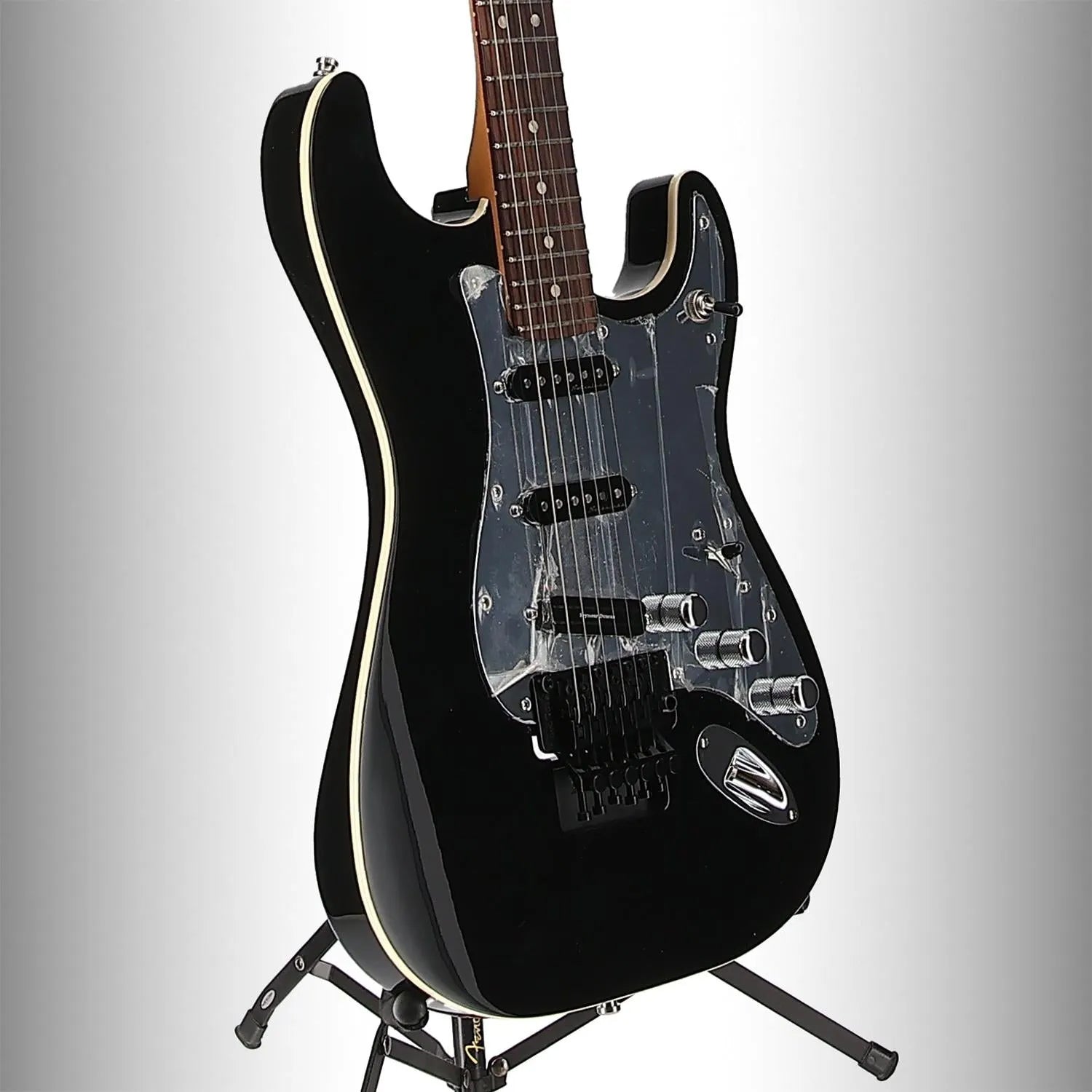 Tom Morello Stratocaster, Rosewood Fingerboard, Black (RC3) (92489)