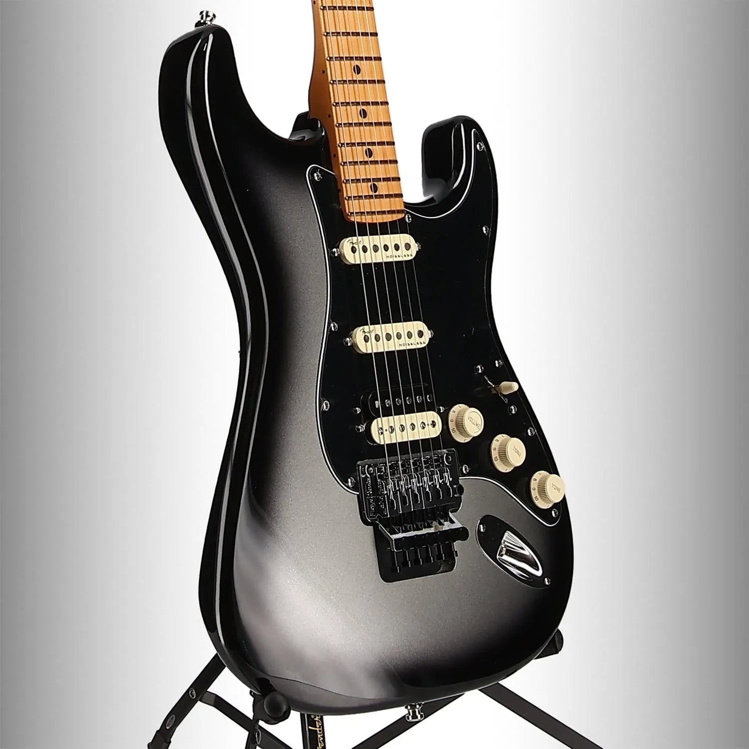 Ultra Luxe Stratocaster Floyd Rose HSS, Maple Fingerboard, Silverburst (RC1) (10178)
