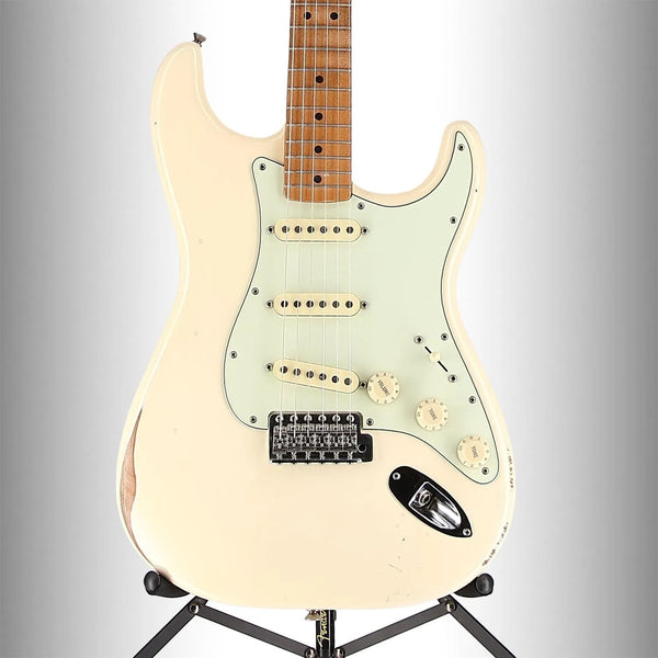 Vintera-Road-Worn-70s-